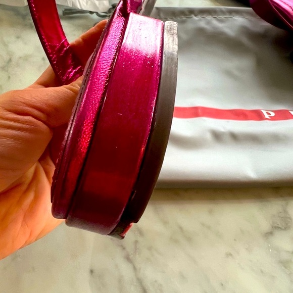 🔥authentic  Prada sport T- strap pink metallic sandals - Picture 12 of 14